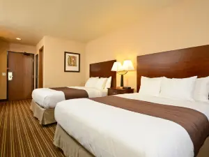 Yellowstone West Gate Hotel