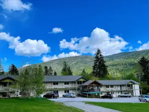 Kokanee Glacier Resort