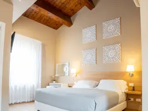 GG8 Hotel & Suite Spa
