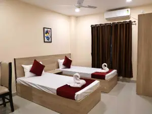 Regal Guest House by ROH