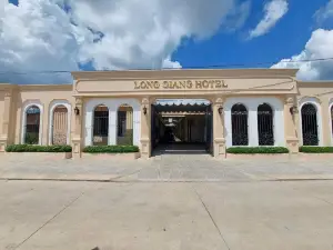 Long Giang Hotel