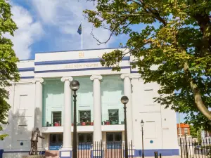 Kingston Theatre Hotel