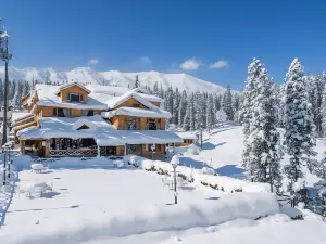 Hotel Heevan Retreat