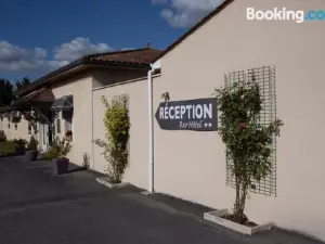 Rev'Hotel