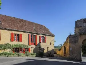 1 Logis à Domme - Piscine & Spa