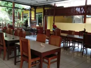 Labuan Bajo Hill Retreat