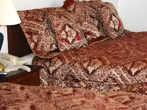 Stanford Motor Inn