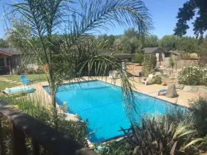 Property on 10 Acres