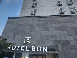 Born hotel