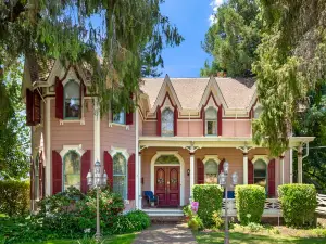 The Gables Wine Country Inn
