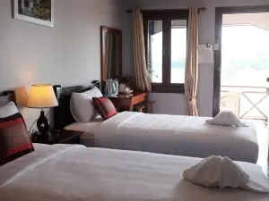 Paradise Riverview Resort