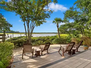 Breathtaking River Views and Access to Neighborhood Pool - Charming Cottage