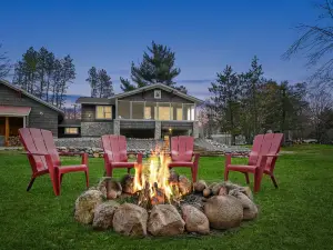 Riverside Retreat -Breathtaking View Kayak Atv