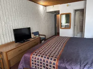 Smartwood Inn