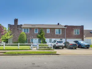 Lovely Apartment in Long Beach 3 Blocks to Ocean!