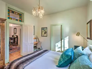 Carbondale Home - Steps to Dine, Shop and Hike!