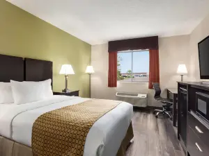 Baymont by Wyndham Monroe