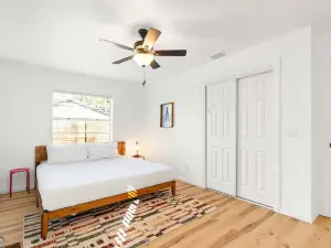 NEW Listing Discount! • Near Manatees & Springs