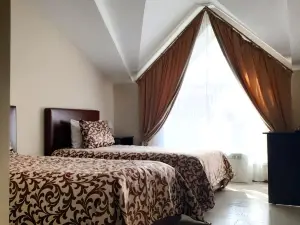Tsentralnyij Hotel