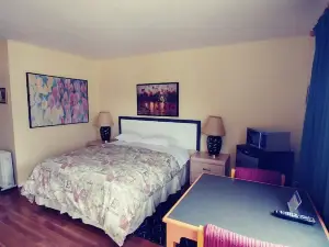 River Heights Motel