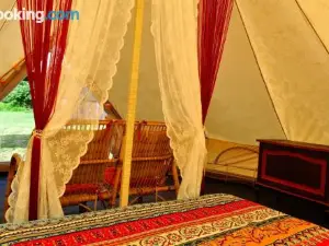 Guillerin Caravan and Glamping