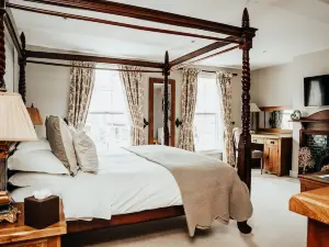 The Peppermill Town House Hotel & Restaurant