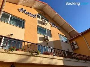 Hotel Flora