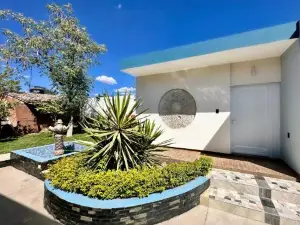 Casa Cielo Rosa