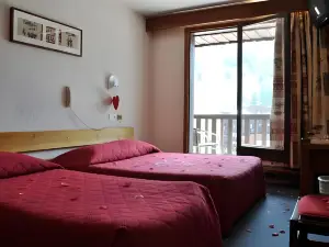 Hôtel l'Escale Blanche