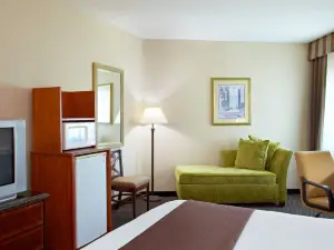 Holiday Inn Express Biloxi - Beach Blvd