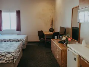 Carson City Plaza Hotel