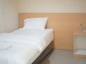 Gold Line Guest House