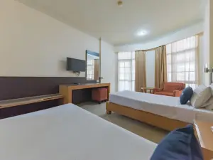 Urbanview Hotel Crown Tasikmalaya by RedDoorz