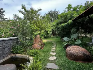 Rollinia by Kilukka Farms