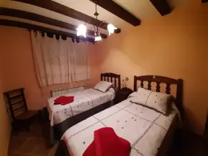 House with 2 Bedrooms in Hueva, with Wonderful Mountain View