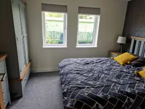 Maple 2 Bedroom Luxury Lodge in Mid Wales