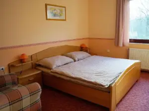 Bekesseg Szigete, Klasszik Apartman