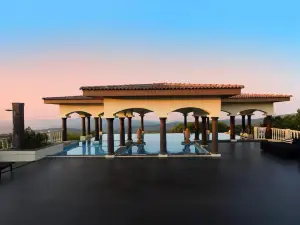 Le Méridien Mahabaleshwar Resort & Spa