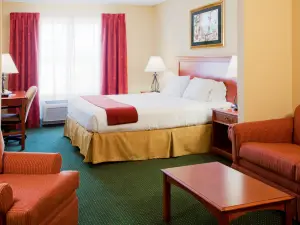 Holiday Inn Express & Suites Brooksville West
