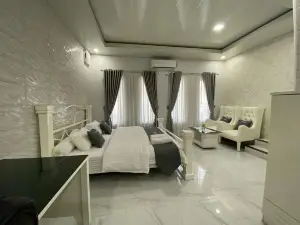 Capital O 93794 Athallah Homestay Syariah