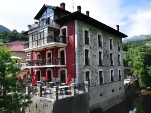 Akla la Casa Del Puente