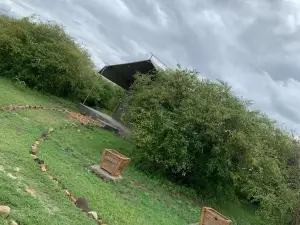 Emunyan Mara Camp