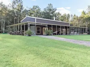 A Lucky Piece Retreat & Hunting Lodge