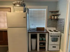 Magnolia Suites Guest Cottage