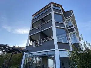 No57 Suites