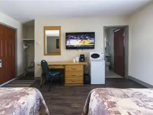 Howey Bay Motel