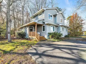 3 Mi to Bethany Beach: Family-Friendly Home