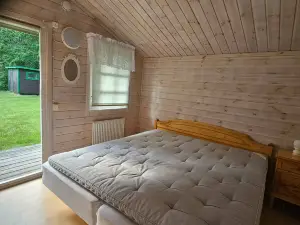 Cottage & 1200m² Garden