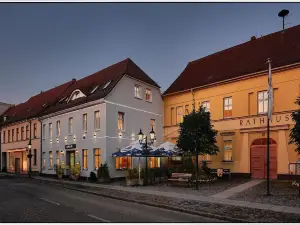 ラツケラー ホテル & レストラン リンドウ