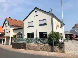 WeinMotel Simon 1 a